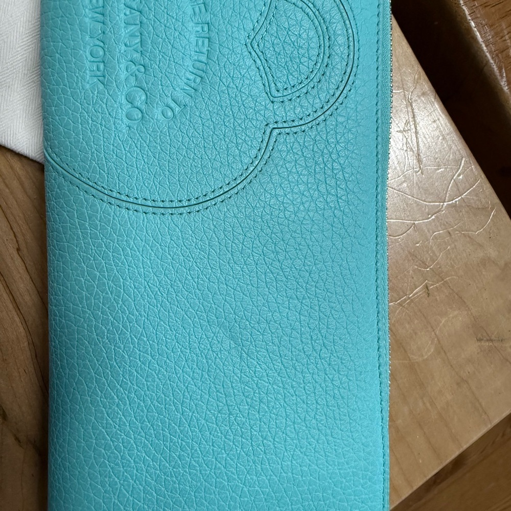 Tiffany & Co. Aqua Leather Zippered Wallet